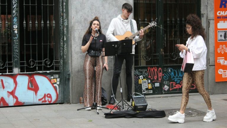 músicos callejeros