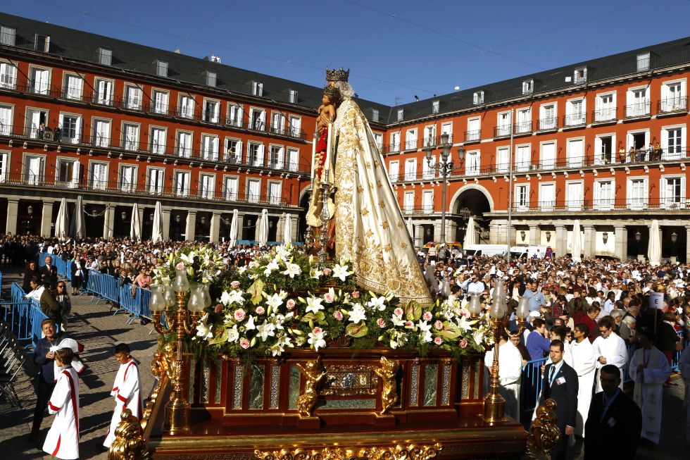 Procesión Virgen de la Almudena