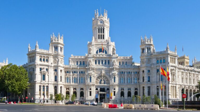 Ayuntamiento de Madrid superavit
