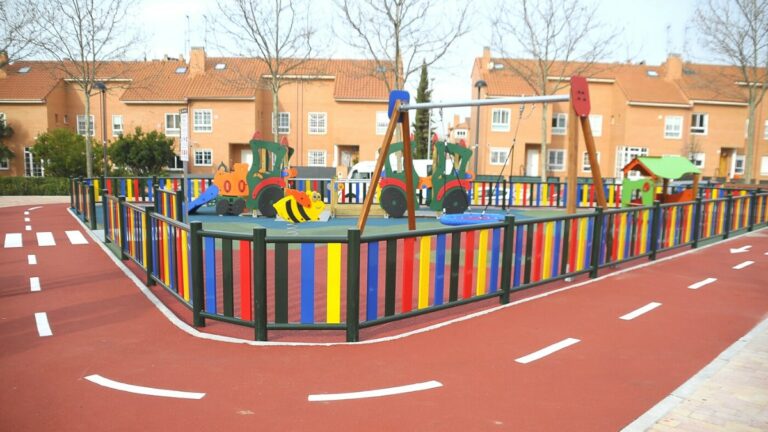 Boadilla inaugura el parque Victoria Rubio