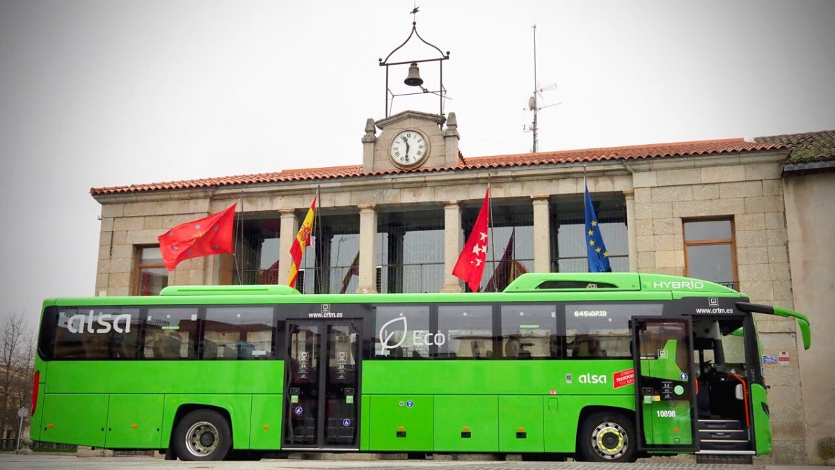 Madrid refuerza la oferta de transporte público en autobús en la Sierra Oeste