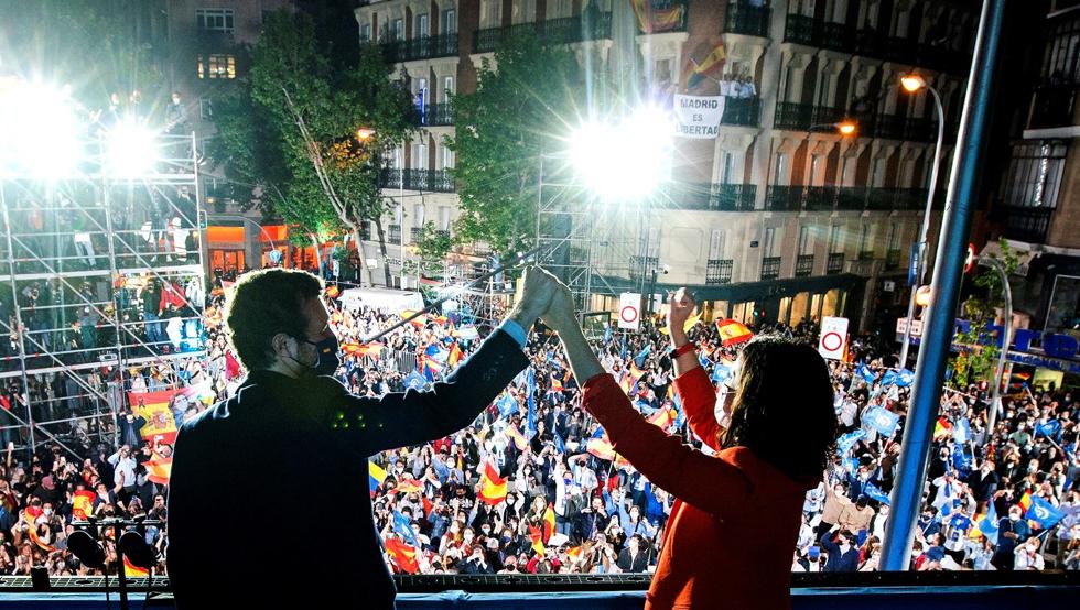 El Partido Popular Tiñe De Azul Toda La Comunidad De Madrid