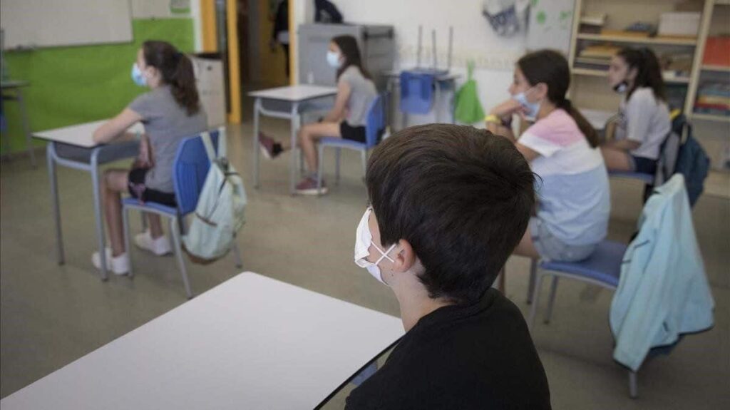 mascarilla aula