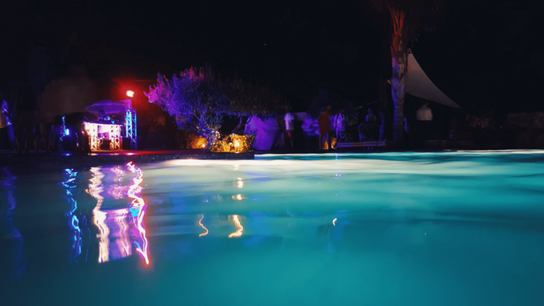 Ciempozuelos noches sábado piscina Madrid 365