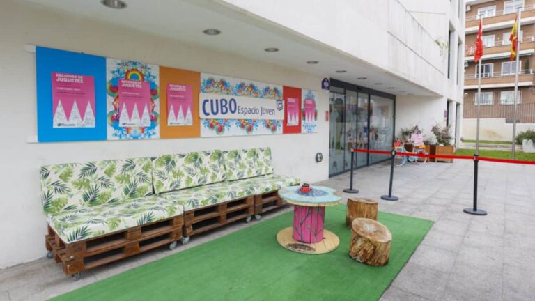 Cubo Espacio Joven