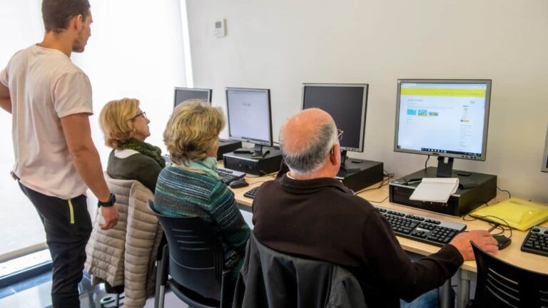 Pozuelo mantiene abierto el plazo de solicitud de los cursos de Formación Municipal de Adultos
