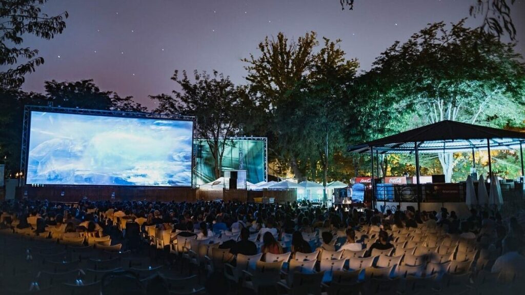 parque bombilla cine