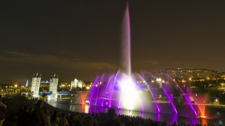 espectaculo fuente parque europa