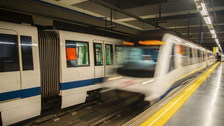L12 metro