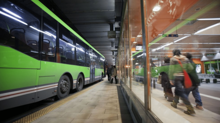 autobuses interurbanos servicios minimos paro getafe