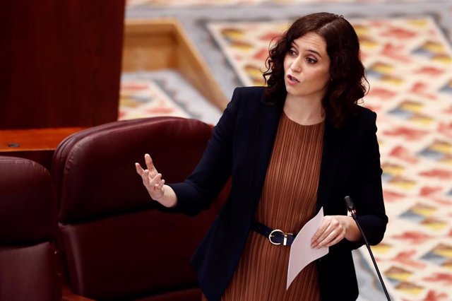 Ayuso cree que en manos de Podemos la reconstrucción es imposible: "Son amigos del odio. Son peores que el virus" La presidenta de la Comunidad de Madrid, Isabel Díaz Ayuso, durante su intervención en el Pleno de la Asamblea de Madrid