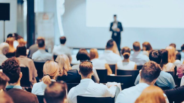 escuelas de formación especializadas