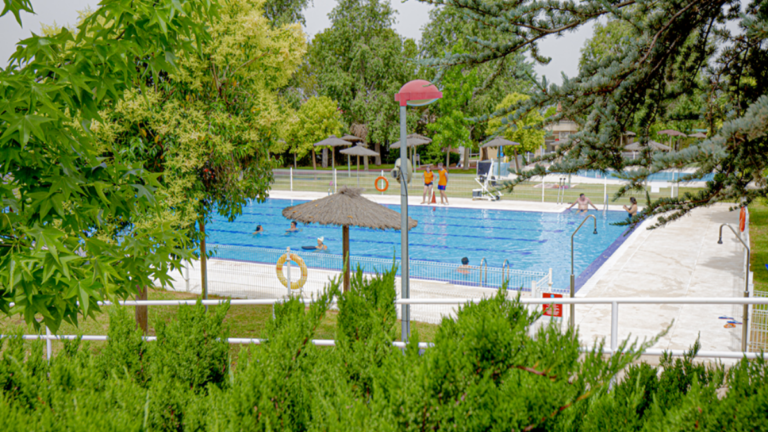 piscinas rivas