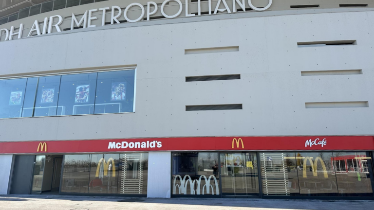 mcdonalds madrid estadio atletico