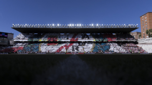 obras mejora estadio vallecas