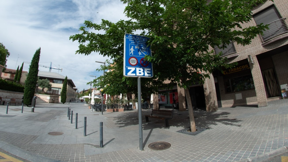 Boadilla comienza a multar a los vehículos que incumplan la Zona de Bajas Emisiones