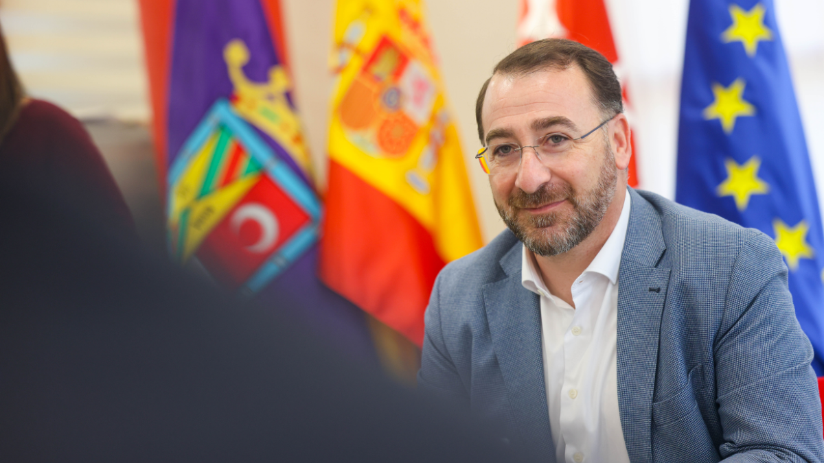 cafe con alcalde colmenar viejo