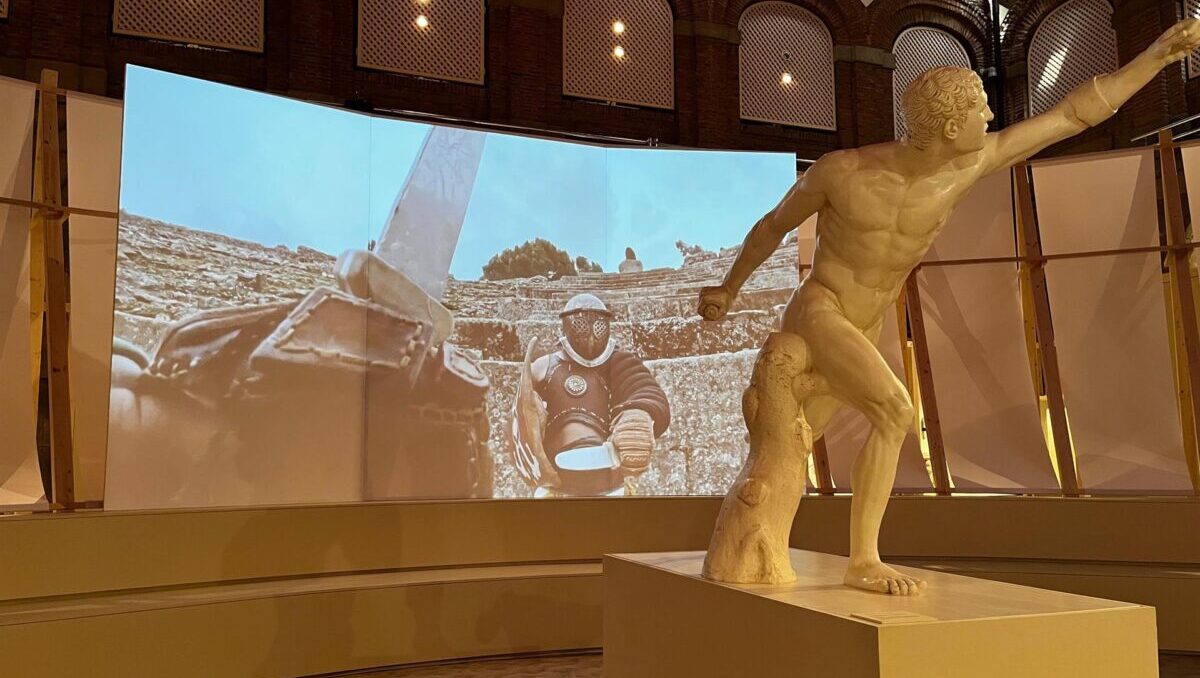 Alcalá exposición coliseo