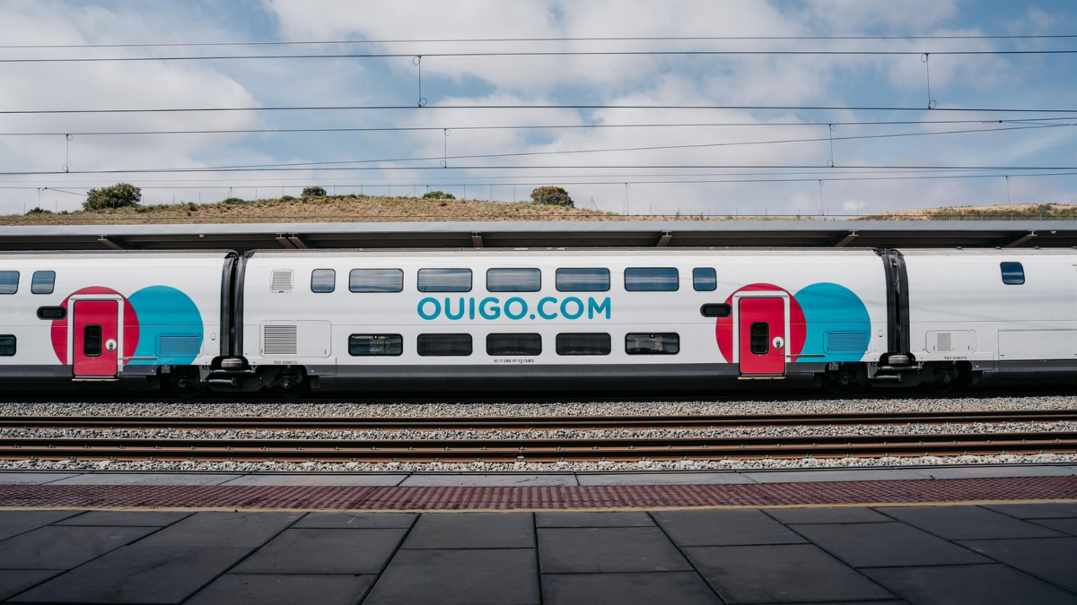 ouigo billetes en sus trenes en verano baratos desde 9 euros madrid valencia murcia alicante