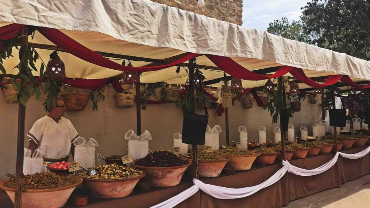 La Plaza Mayor de Torrejón se convierte en un Mercado Romano