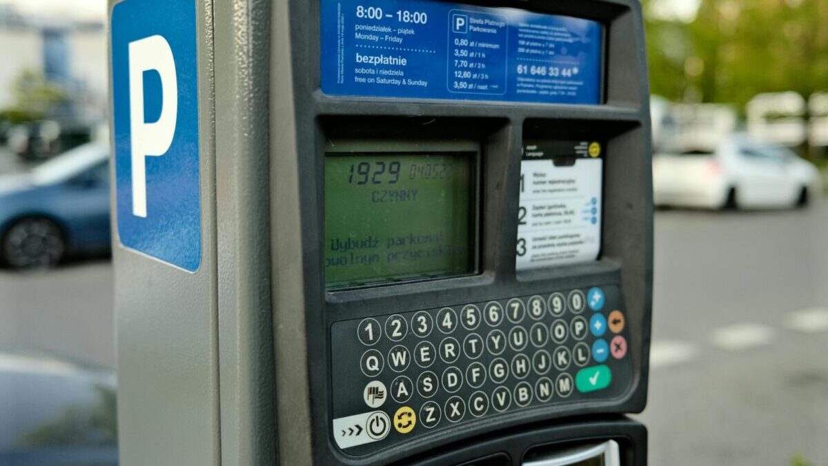 ¿Cómo ‘desaparcar’?: así es la nueva función para pagar solo por el tiempo real de aparcamiento y evitar sanciones