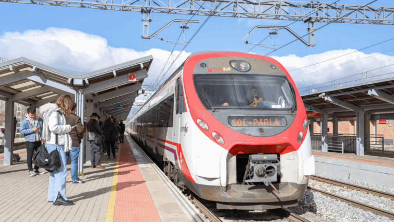 estacion cercanias tres cantos accesibilidad