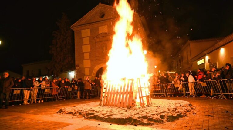 Santa Lucía Folk