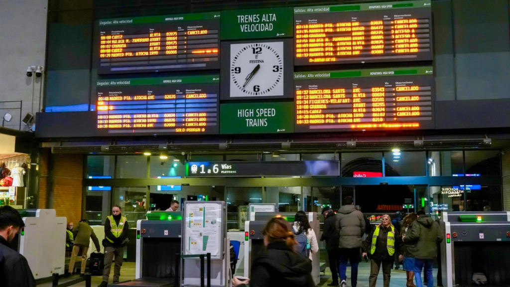 cierre ave madrid andalucía