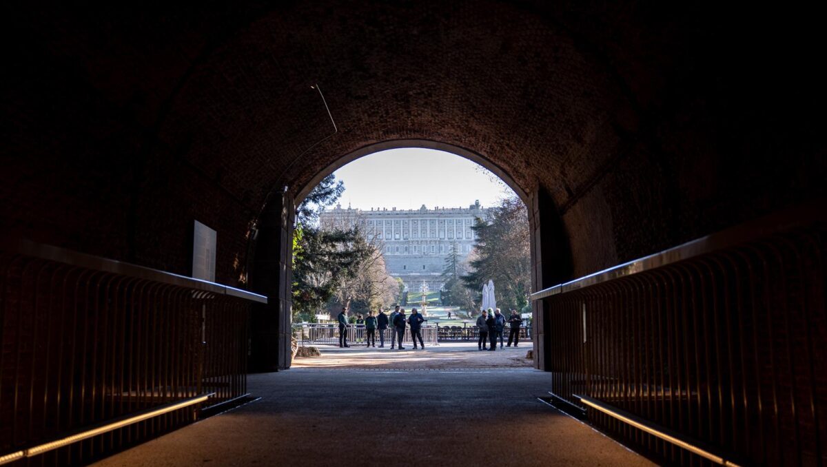 Reabre el Túnel de Villanueva, el pasadizo secreto entre el Palacio ...