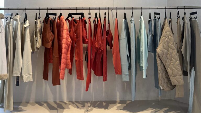 BORN pop-up moda