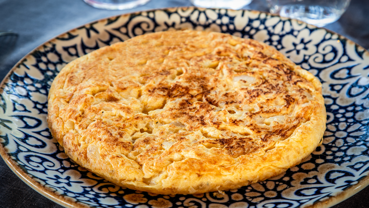 madrid dia tortilla patatas cafe cervantes