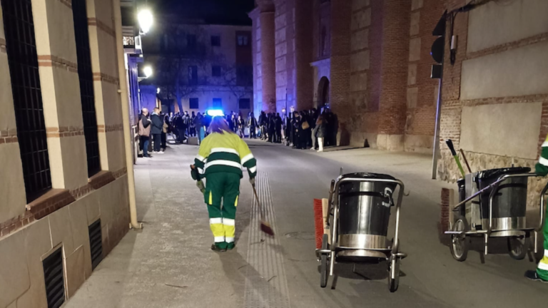 Alcalá limpieza Semana Santa