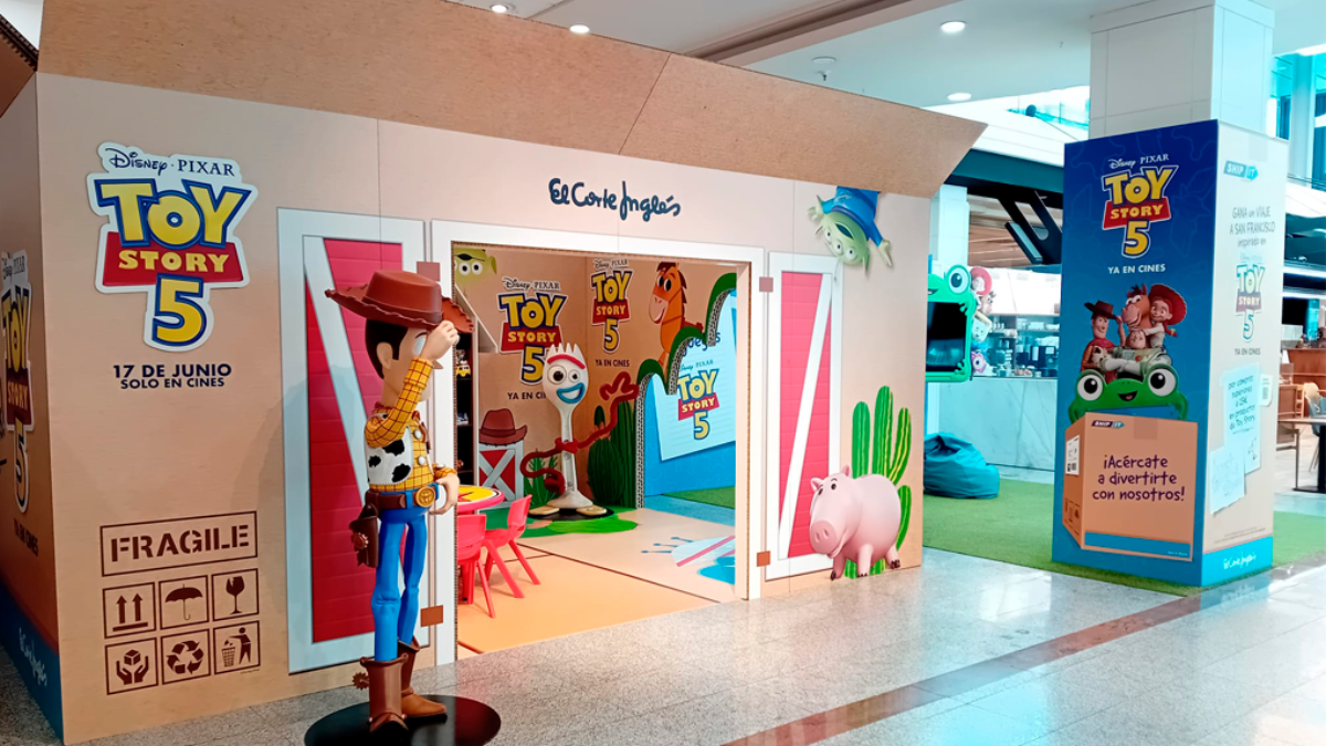 El Corte Inglés celebra el estreno de Toy Story 5 con una experiencia inmersiva en El Bercial
