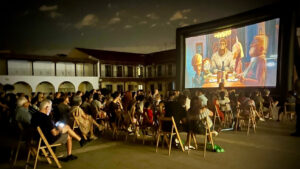 Pinto cine aire libre