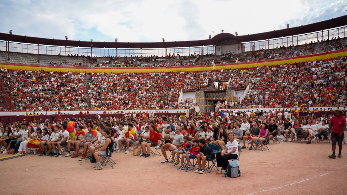 Colmenar Viejo retransmitirá la final del Mundial en una pantalla gigante en la Plaza de Toros La Corredera