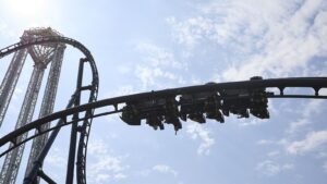 Accidente en la montaña rusa de Batman del Parque Warner:
