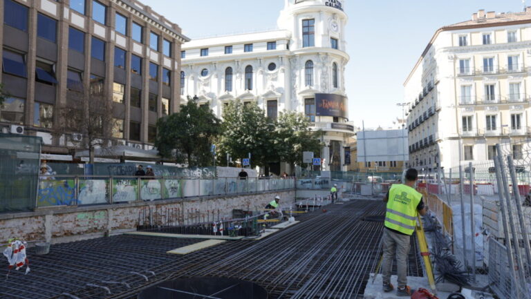Madrid obras plaza Jacinto Benavente